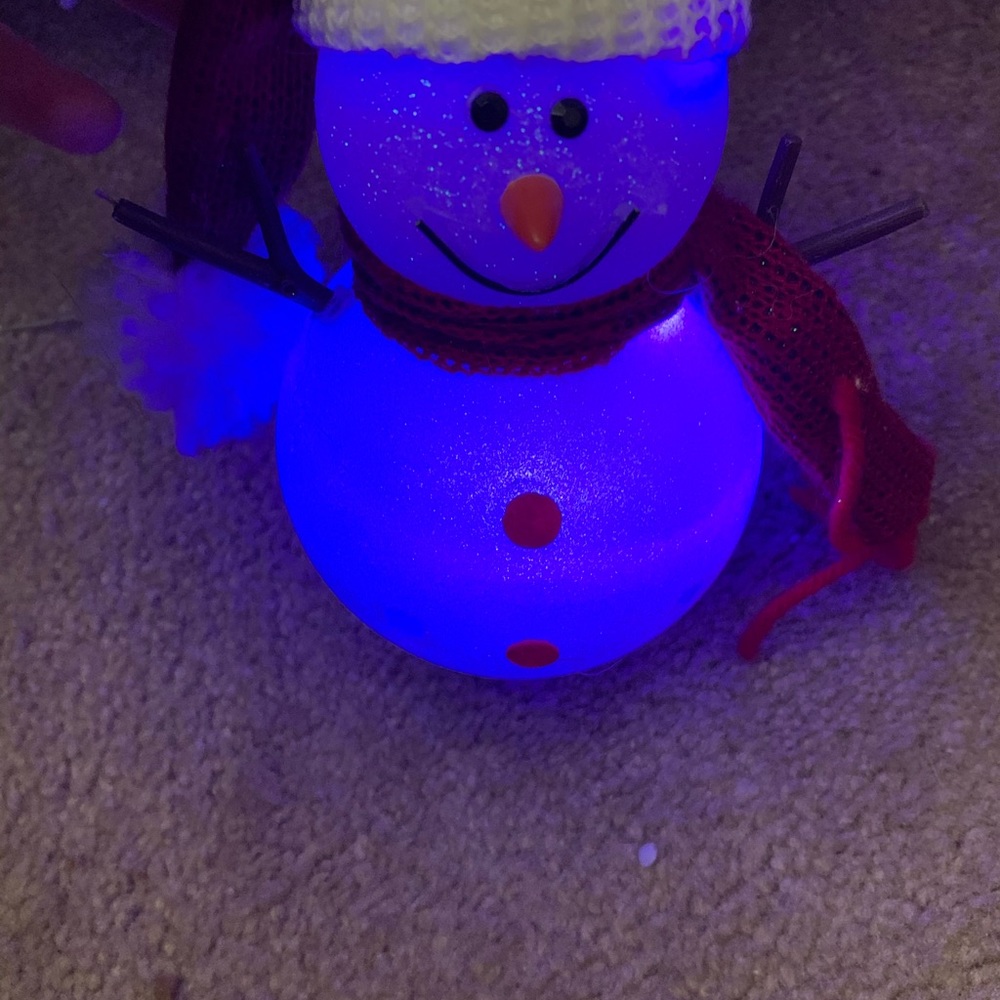 Color-Changing Snowman USB Plug-In Decor - Picture 2 of 5